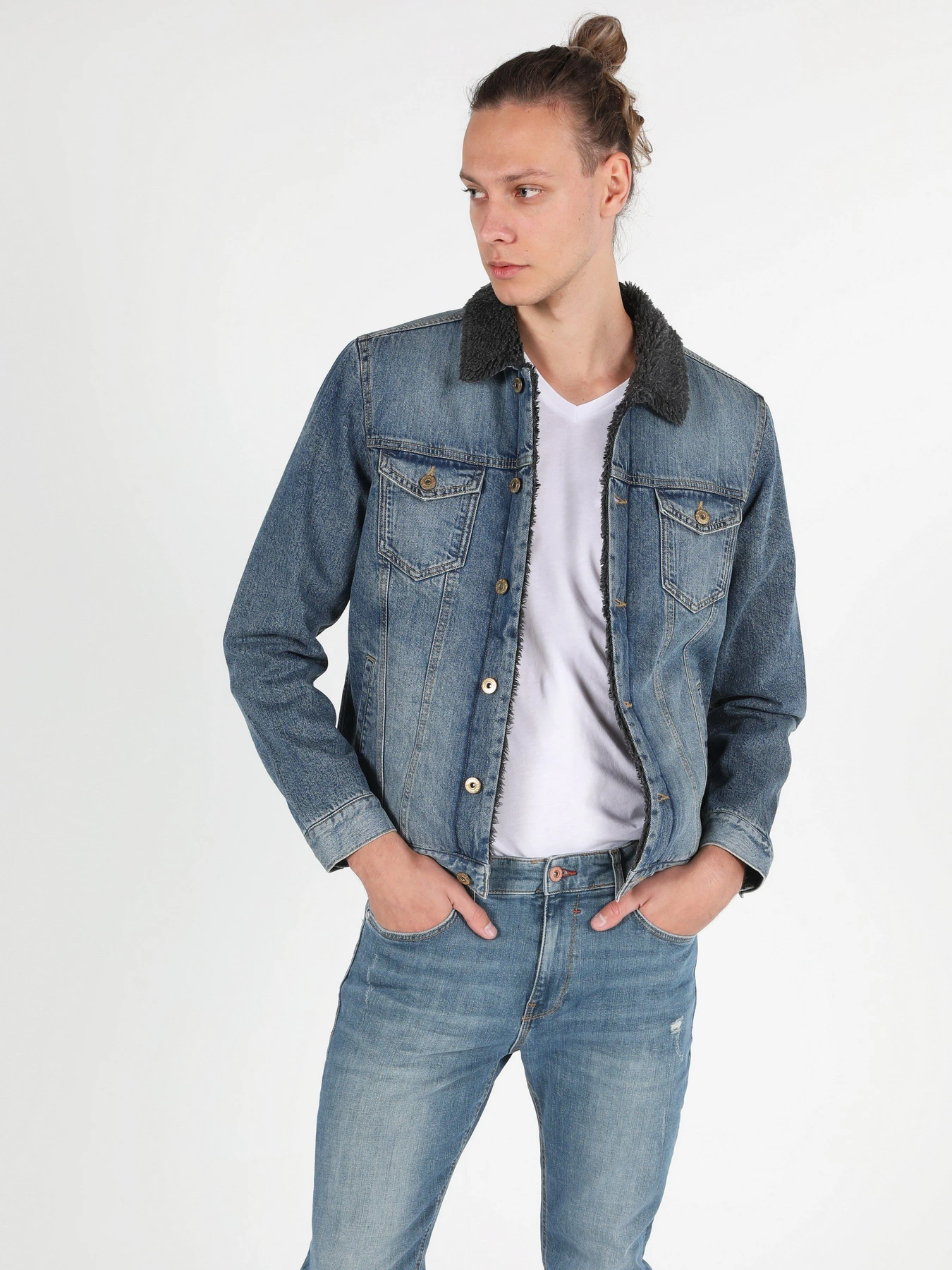 Куртки и дубленки Colin’s модель CL1051278DN40660 Куртки и дубленки Colin’s модель CL1051278DN40660 Фото