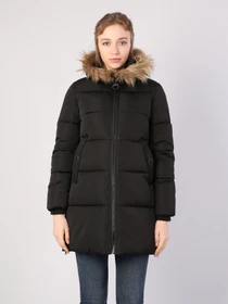 Пальта та плащі Colin’s модель CL1036133BLK Фото
