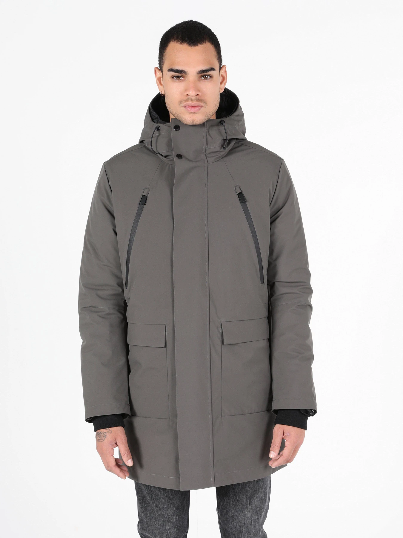 Куртки и дубленки Colin’s модель CL1050097KHA Куртки и дубленки Colin’s модель CL1050097KHA Фото