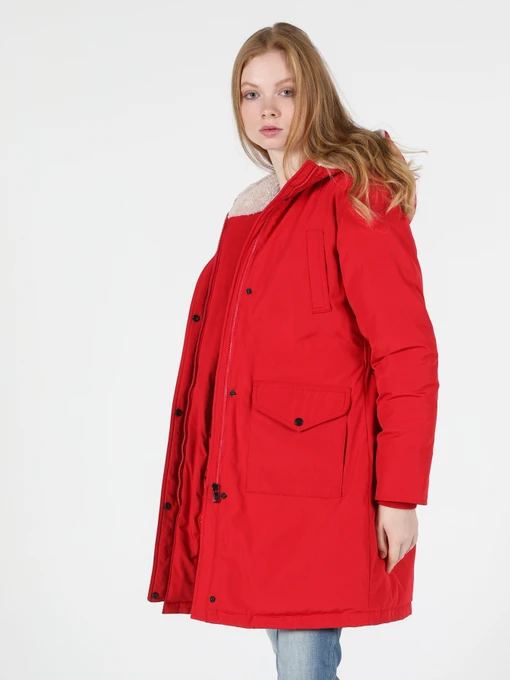 Куртки и дубленки Colin’s модель CL1050293RED Фото