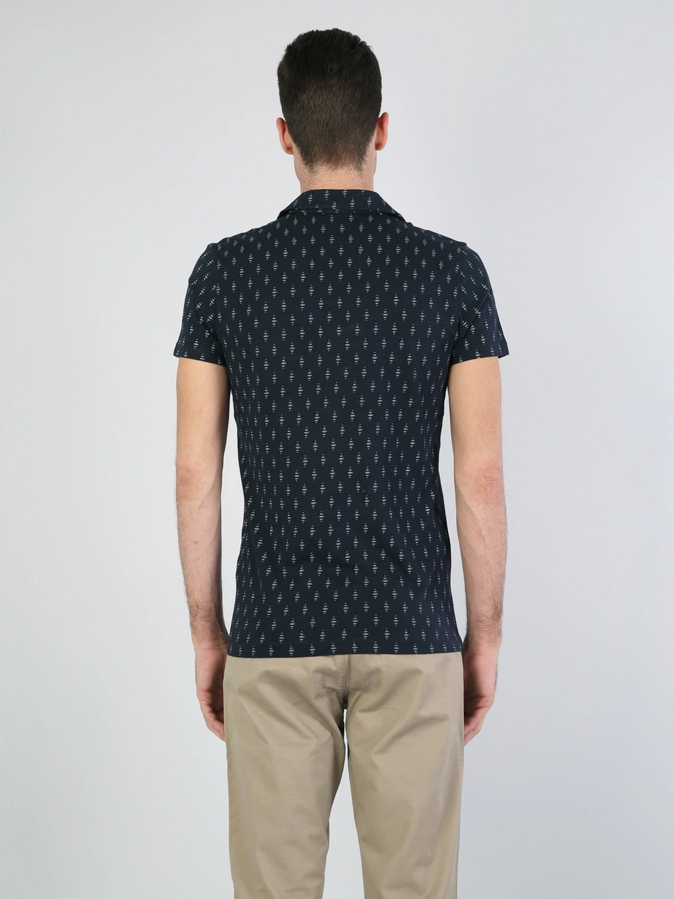Футболки и поло Colin’s модель CL1043605BLK Футболки и поло Colin’s модель CL1043605BLK Фото