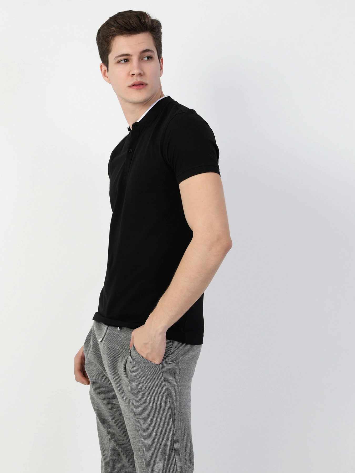 Футболки і поло Colin’s модель CL1046510BLK Футболки і поло Colin’s модель CL1046510BLK Фото