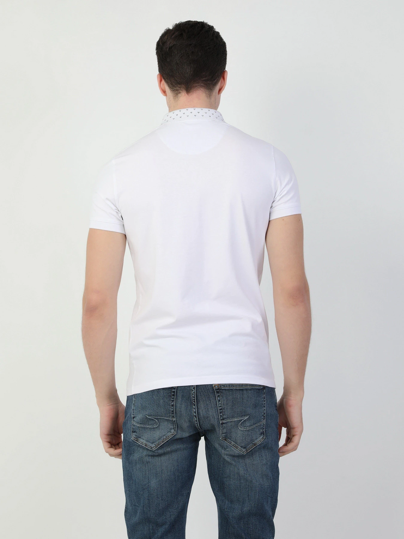 Футболки и поло Colin’s модель CL1046512WHT Футболки и поло Colin’s модель CL1046512WHT Фото