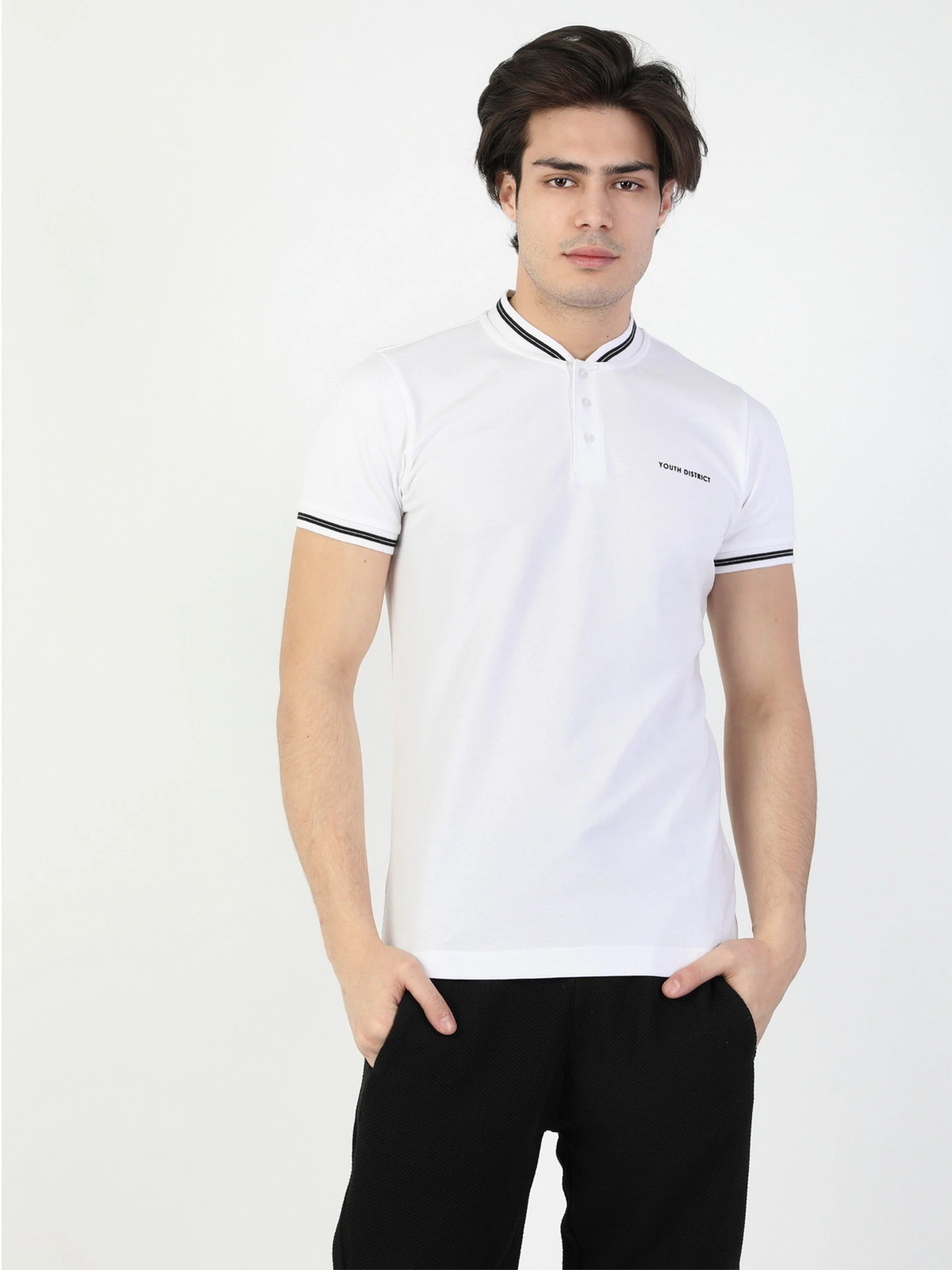 Футболки і поло Colin’s модель CL1047572WHT Футболки і поло Colin’s модель CL1047572WHT Фото