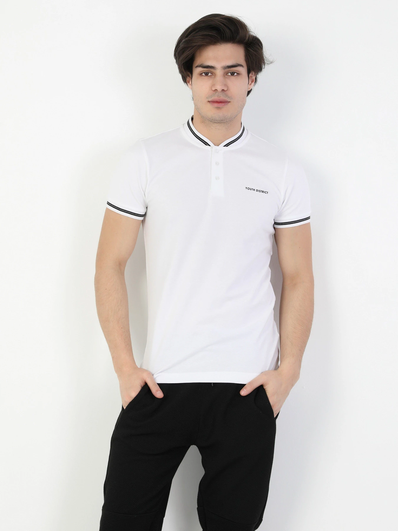 Футболки і поло Colin’s модель CL1047572WHT Футболки і поло Colin’s модель CL1047572WHT Фото