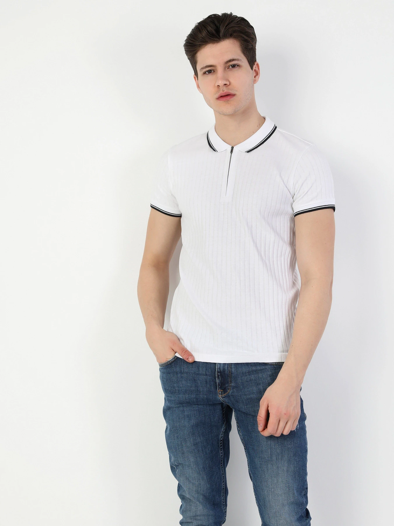Футболки і поло Colin’s модель CL1049471WHT Футболки і поло Colin’s модель CL1049471WHT Фото