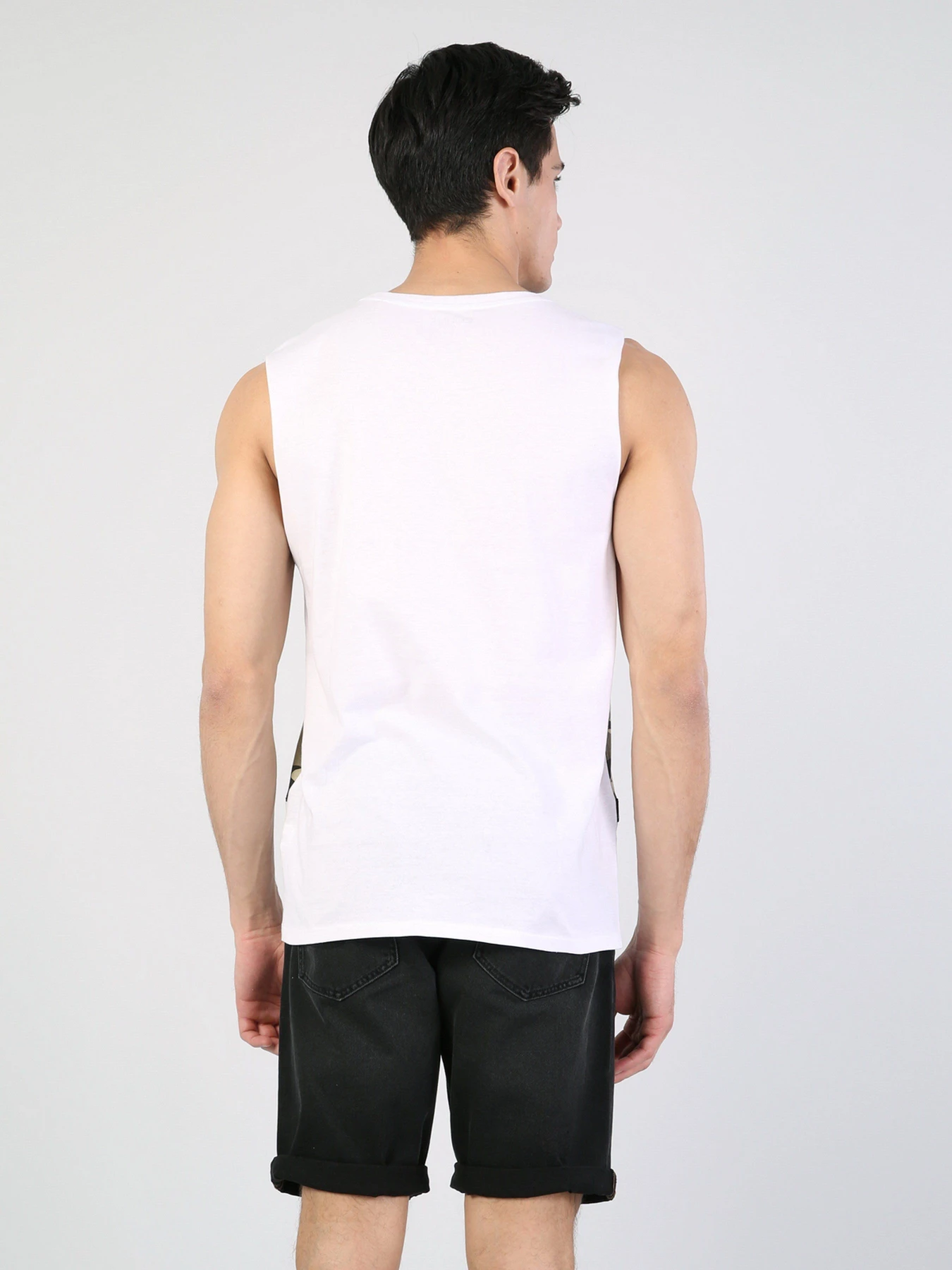 Одежда для дома и сна Colin’s модель CL1042911WHT Фото