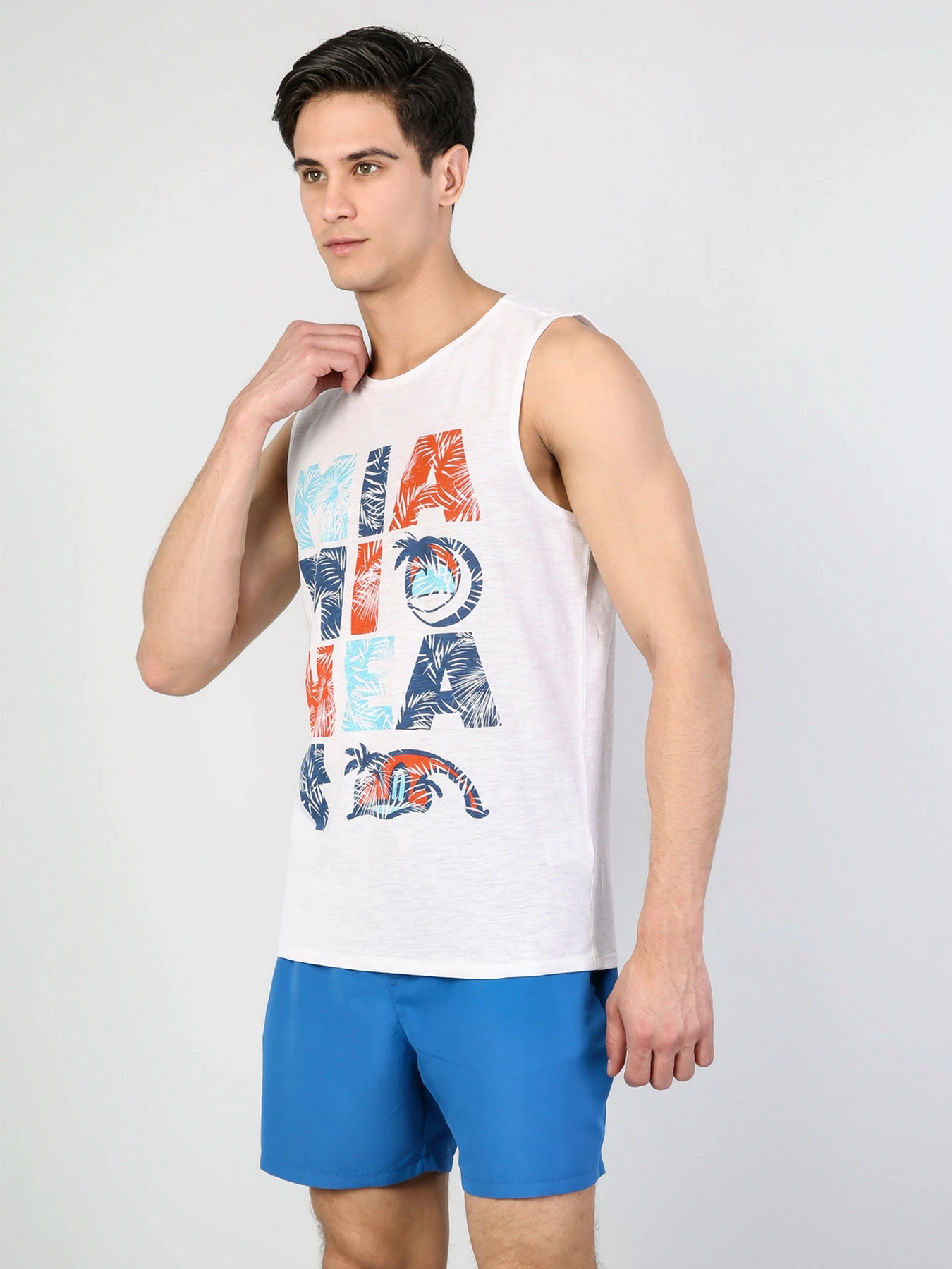 Одежда для дома и сна Colin’s модель CL1043597WHT Одежда для дома и сна Colin’s модель CL1043597WHT Фото