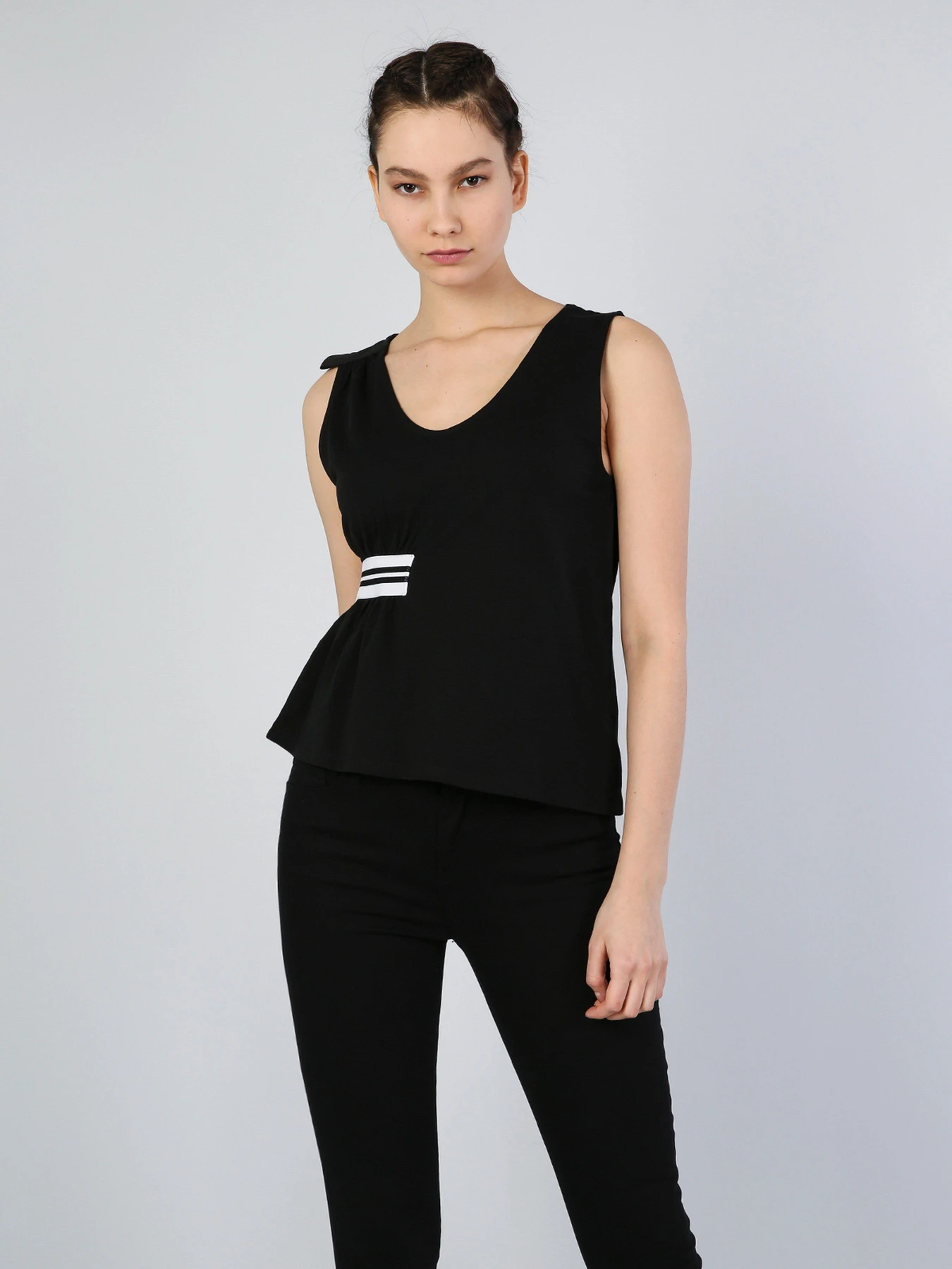 Одяг для дому та сну Colin’s модель CL1043714BLK Одяг для дому та сну Colin’s модель CL1043714BLK Фото