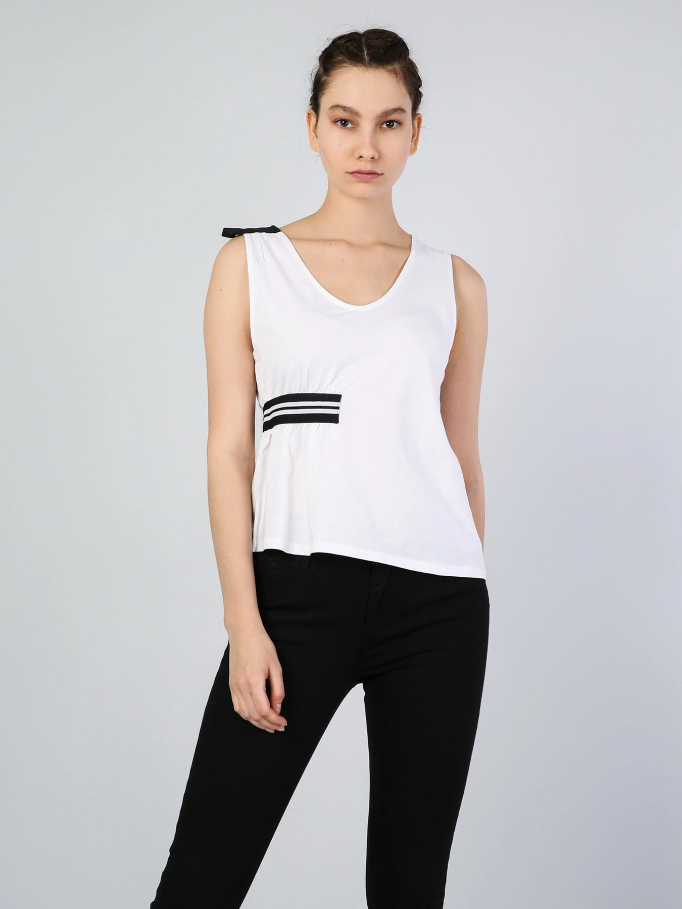 Одяг для дому та сну Colin’s модель CL1043714WHT Одяг для дому та сну Colin’s модель CL1043714WHT Фото