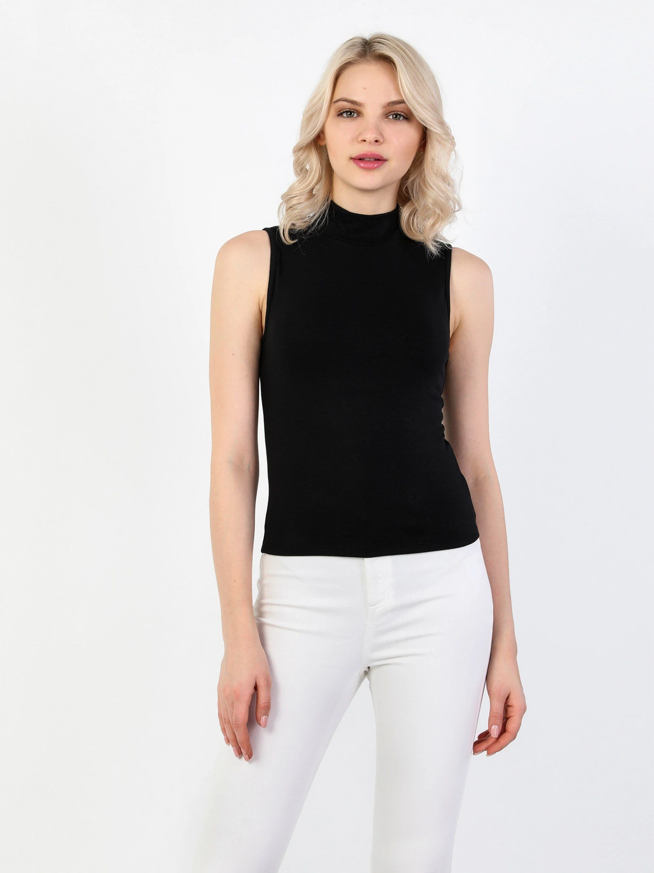 Одяг для дому та сну Colin’s модель CL1048386BLK Одяг для дому та сну Colin’s модель CL1048386BLK Фото