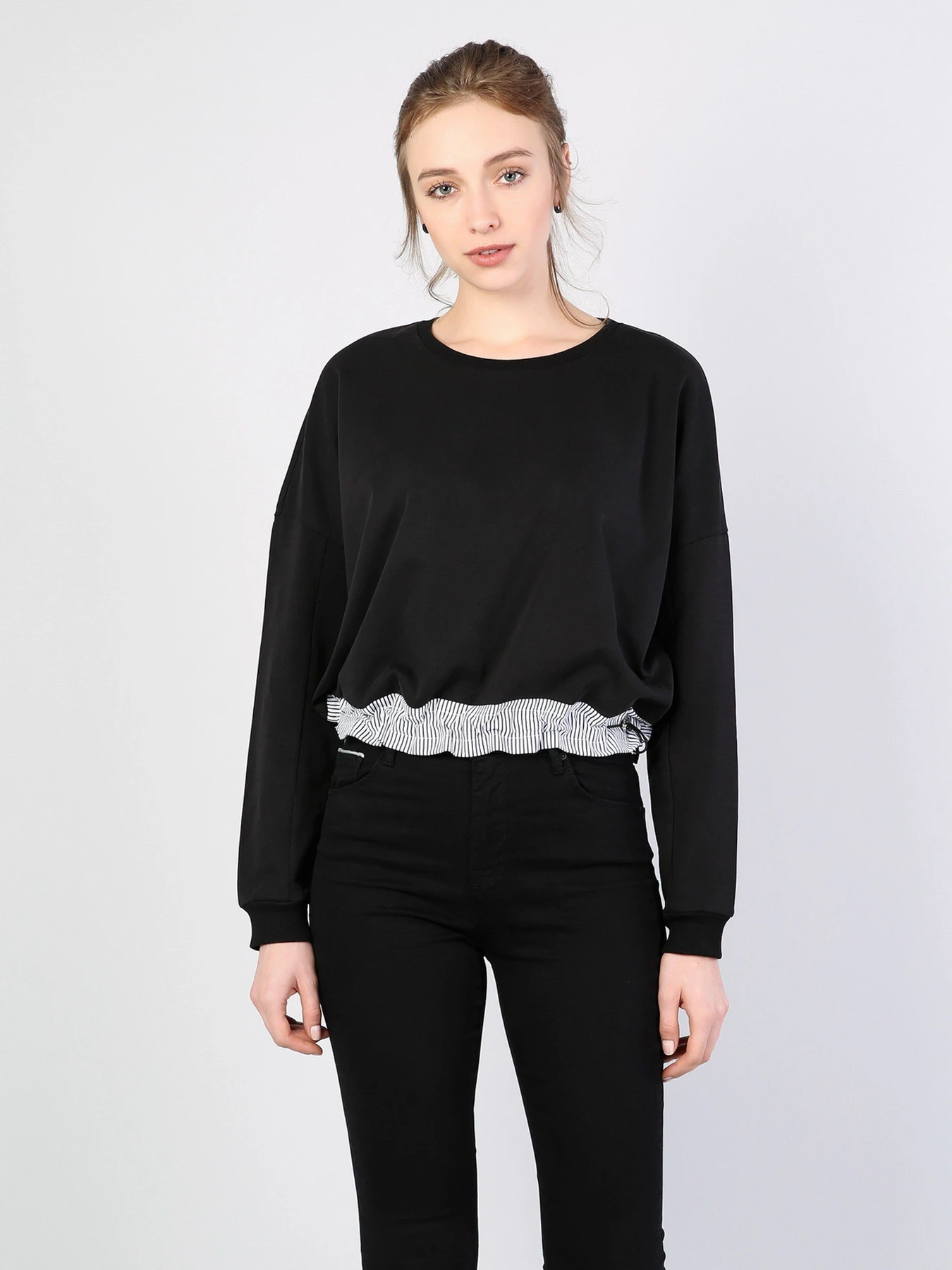 Худи и свитшоты Colin’s модель CL1042175BLK Худи и свитшоты Colin’s модель CL1042175BLK Фото