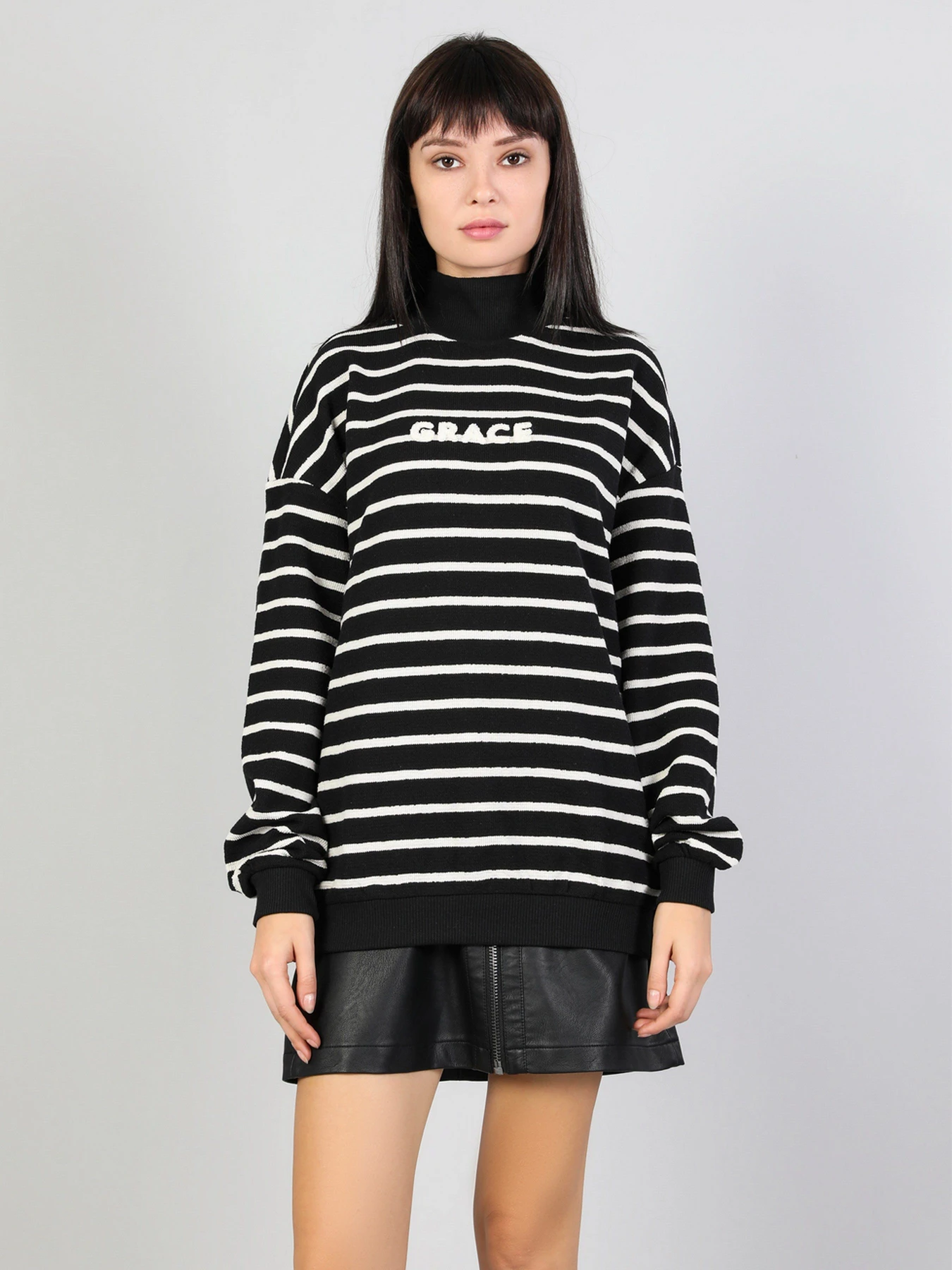 Свитры и кардиганы Colin’s модель CL1045592BLK Фото