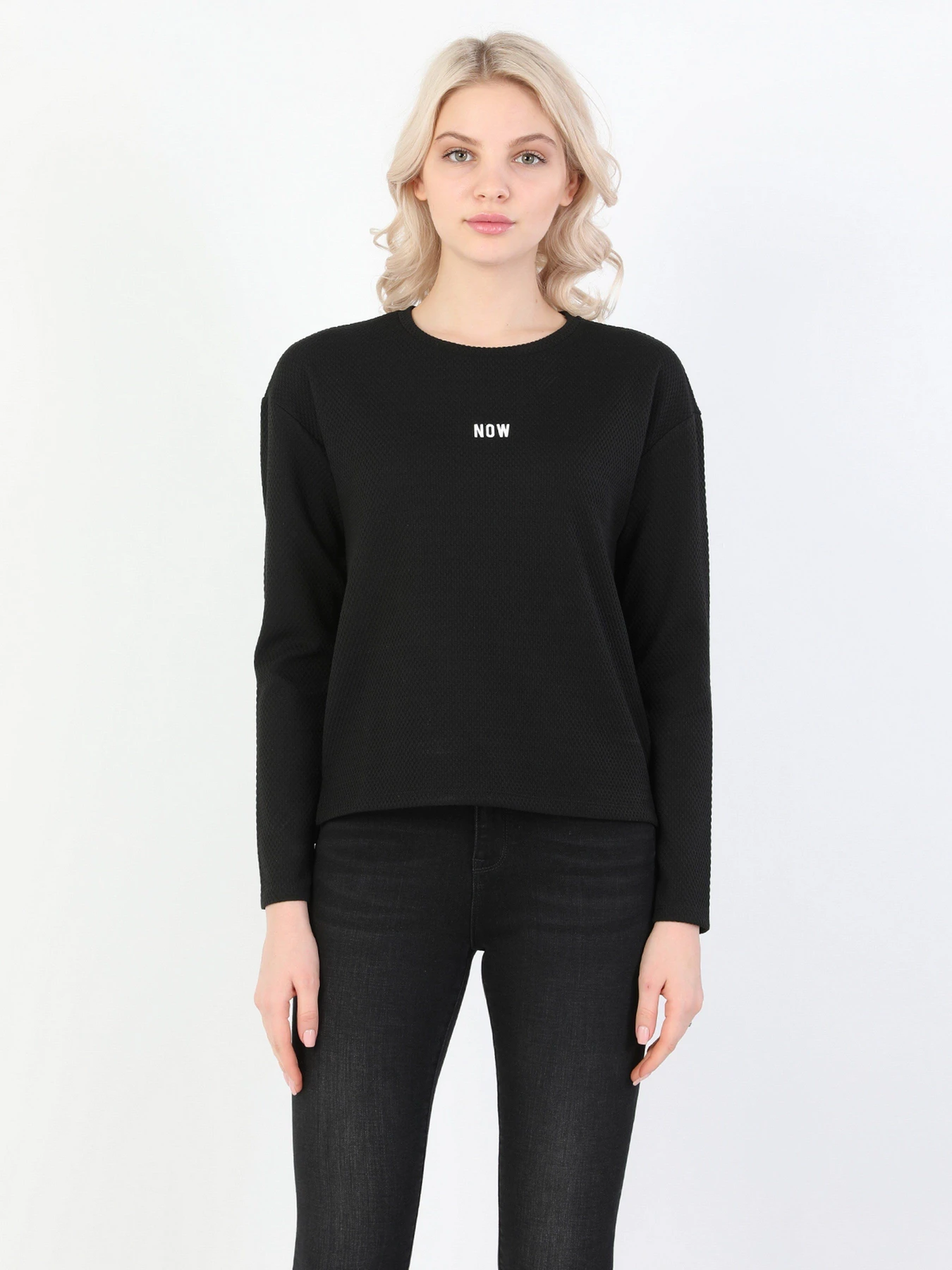 Худи и свитшоты Colin’s модель CL1046566BLK Худи и свитшоты Colin’s модель CL1046566BLK Фото