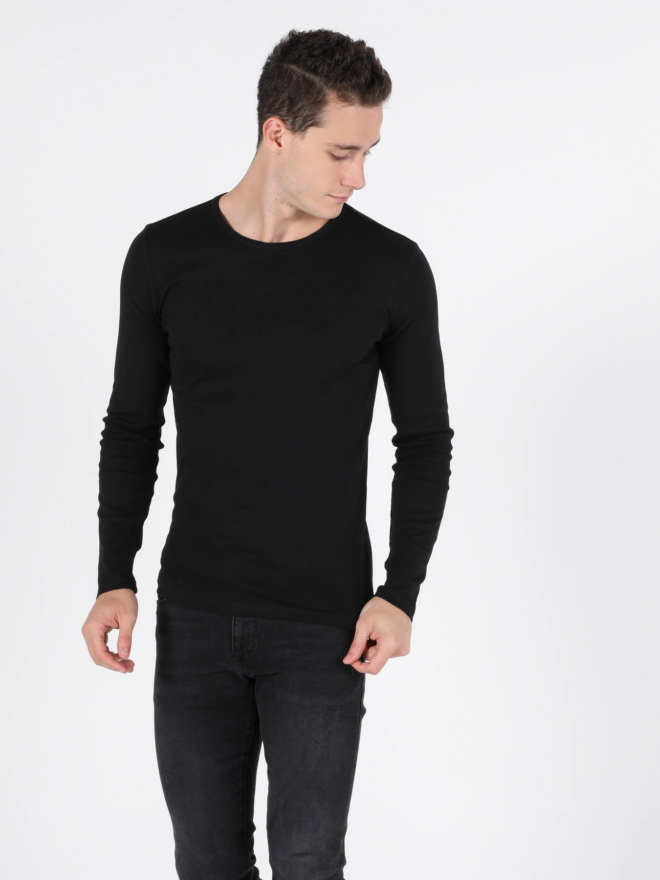 Худи и свитшоты Colin’s модель CL1051052BLK Фото