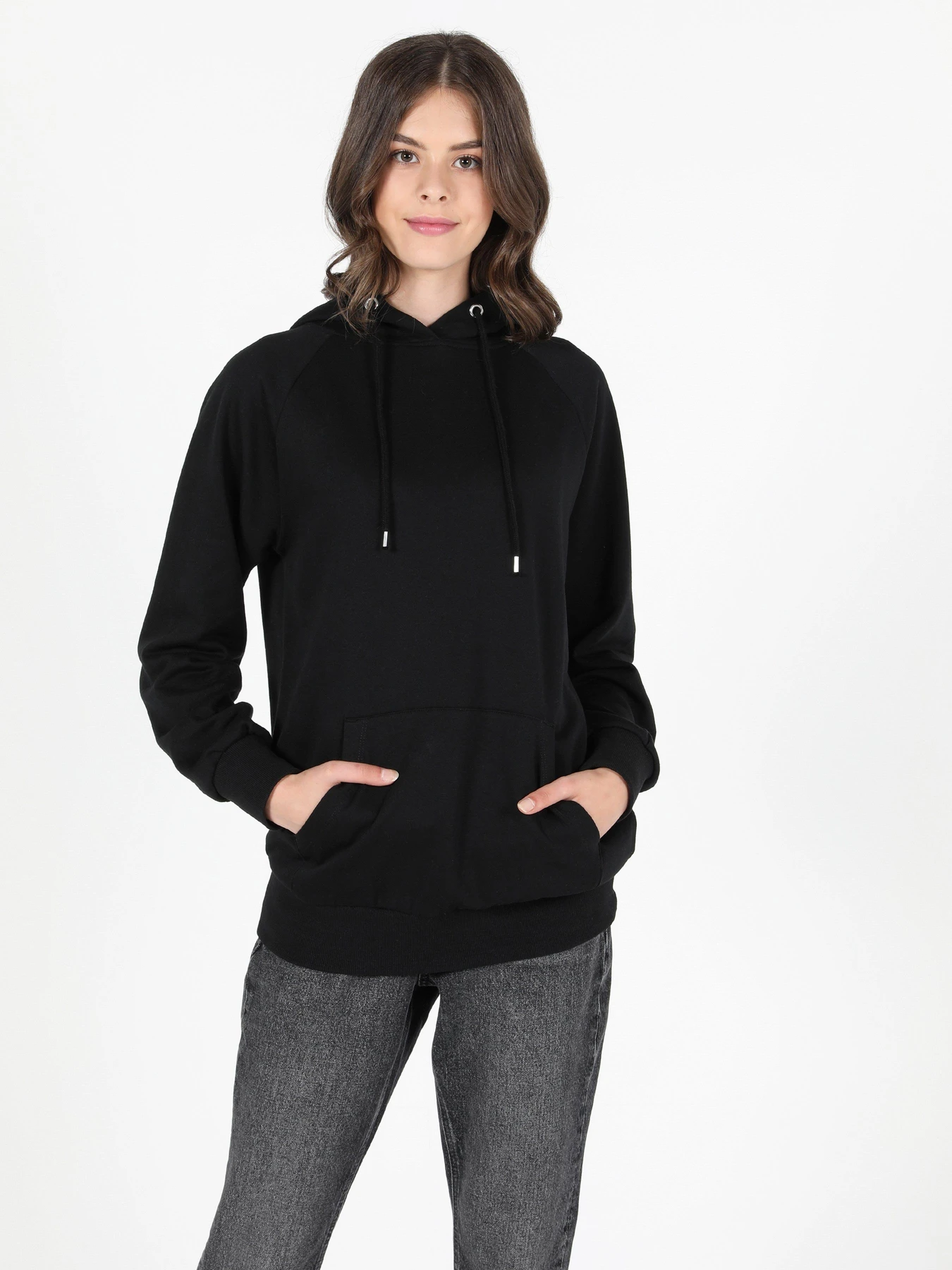 Худи и свитшоты Colin’s модель CL1045200BLK Худи и свитшоты Colin’s модель CL1045200BLK Фото