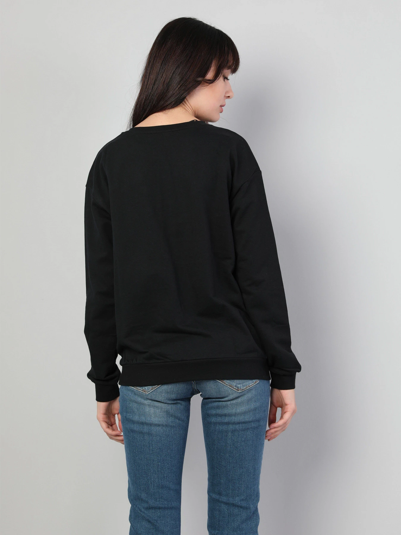 Худи и свитшоты Colin’s модель CL1045224BLK Худи и свитшоты Colin’s модель CL1045224BLK Фото