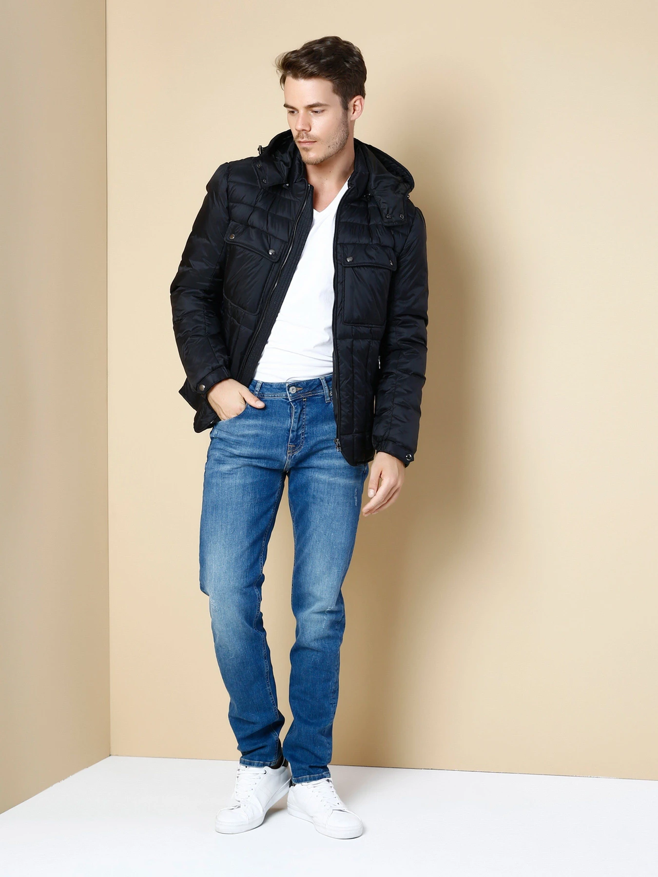 Куртки и дубленки Colin’s модель CL1029563BLK Фото