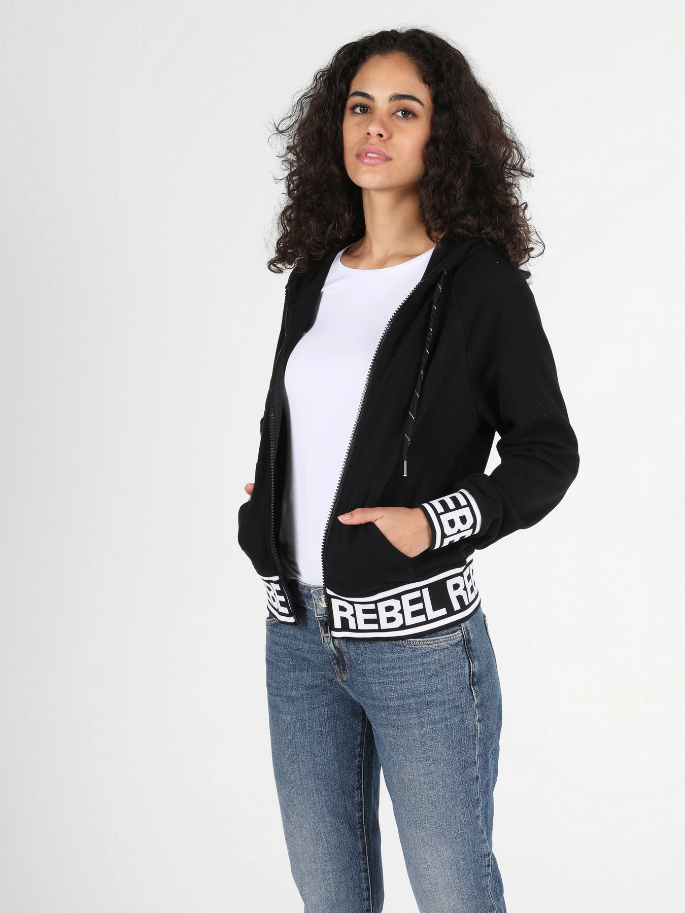 Худи и свитшоты Colin’s модель CL1050492BLK Фото