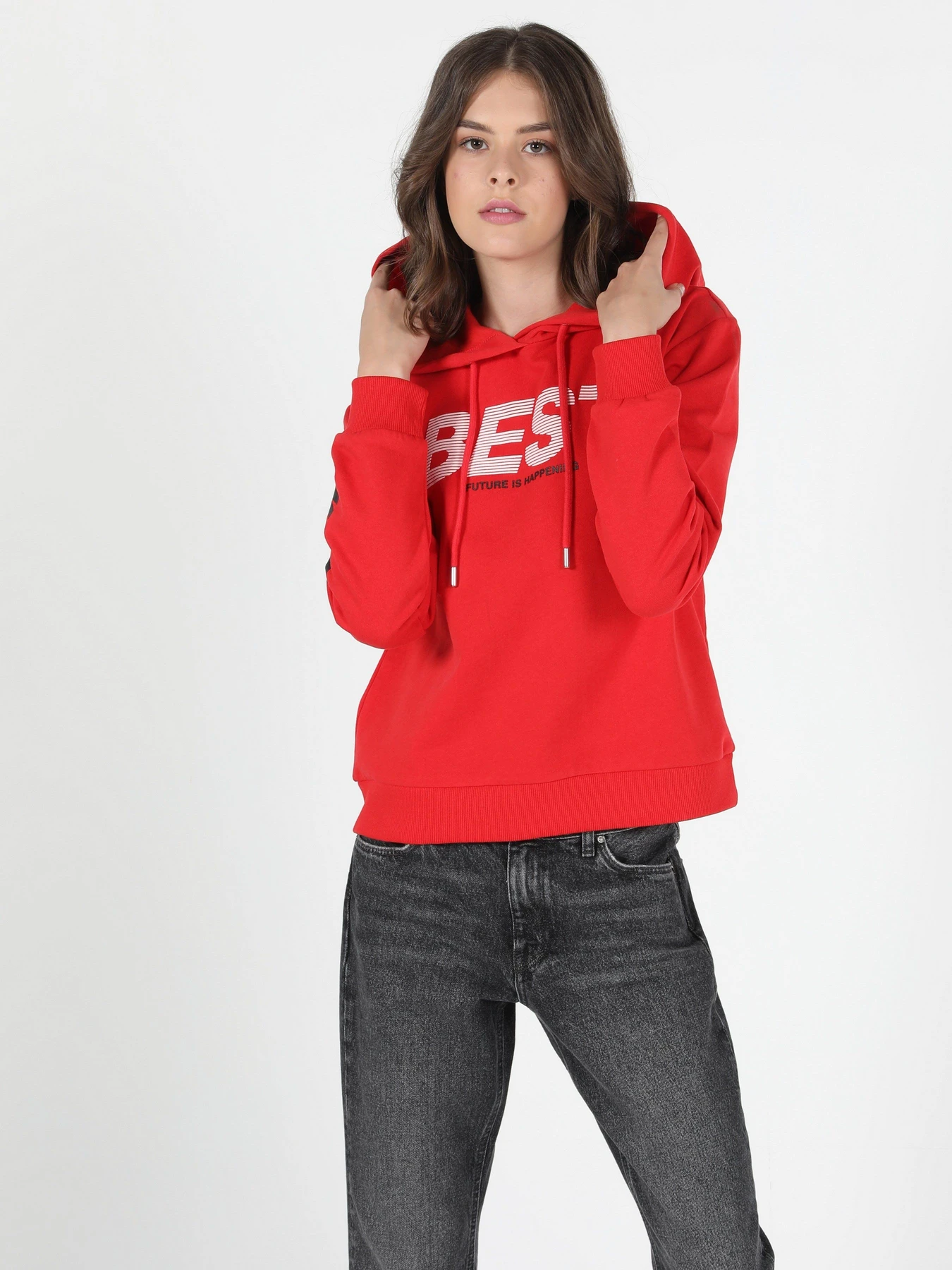 Худи и свитшоты Colin’s модель CL1050508RED Худи и свитшоты Colin’s модель CL1050508RED Фото