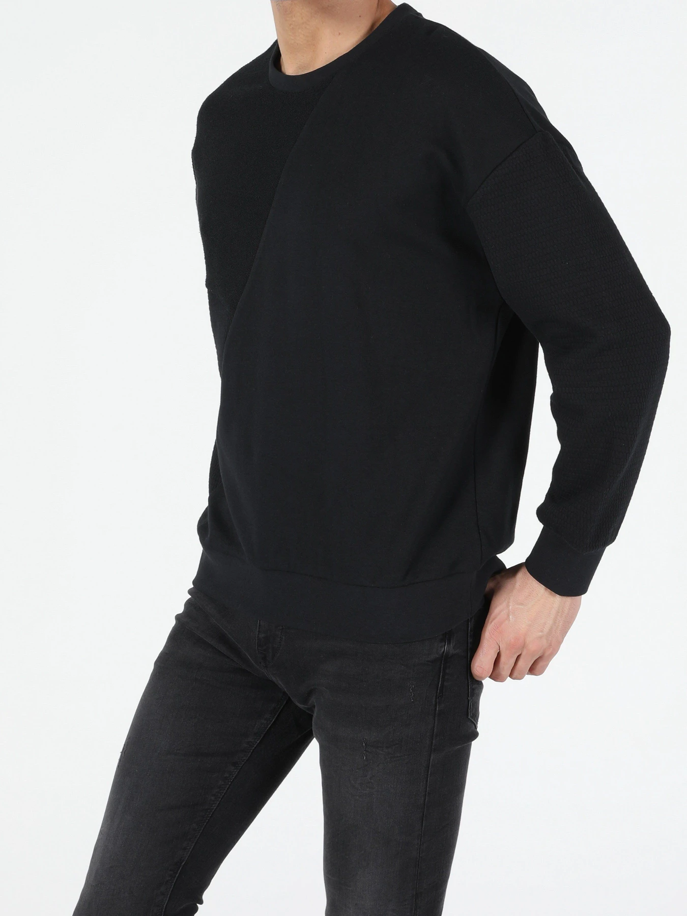 Худи и свитшоты Colin’s модель CL1050660BLK Фото