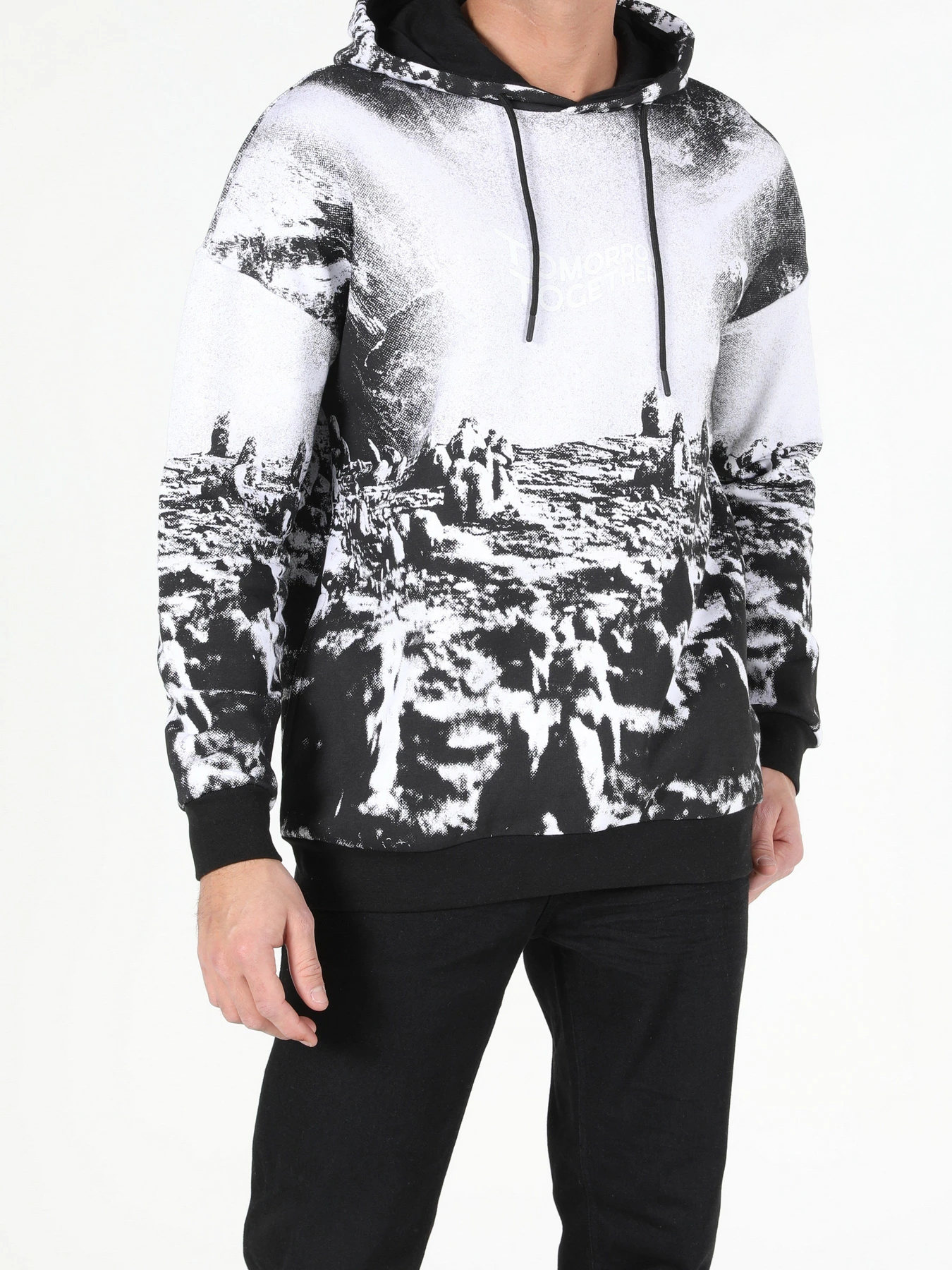 Худи и свитшоты Colin’s модель CL1053026BLK Худи и свитшоты Colin’s модель CL1053026BLK Фото