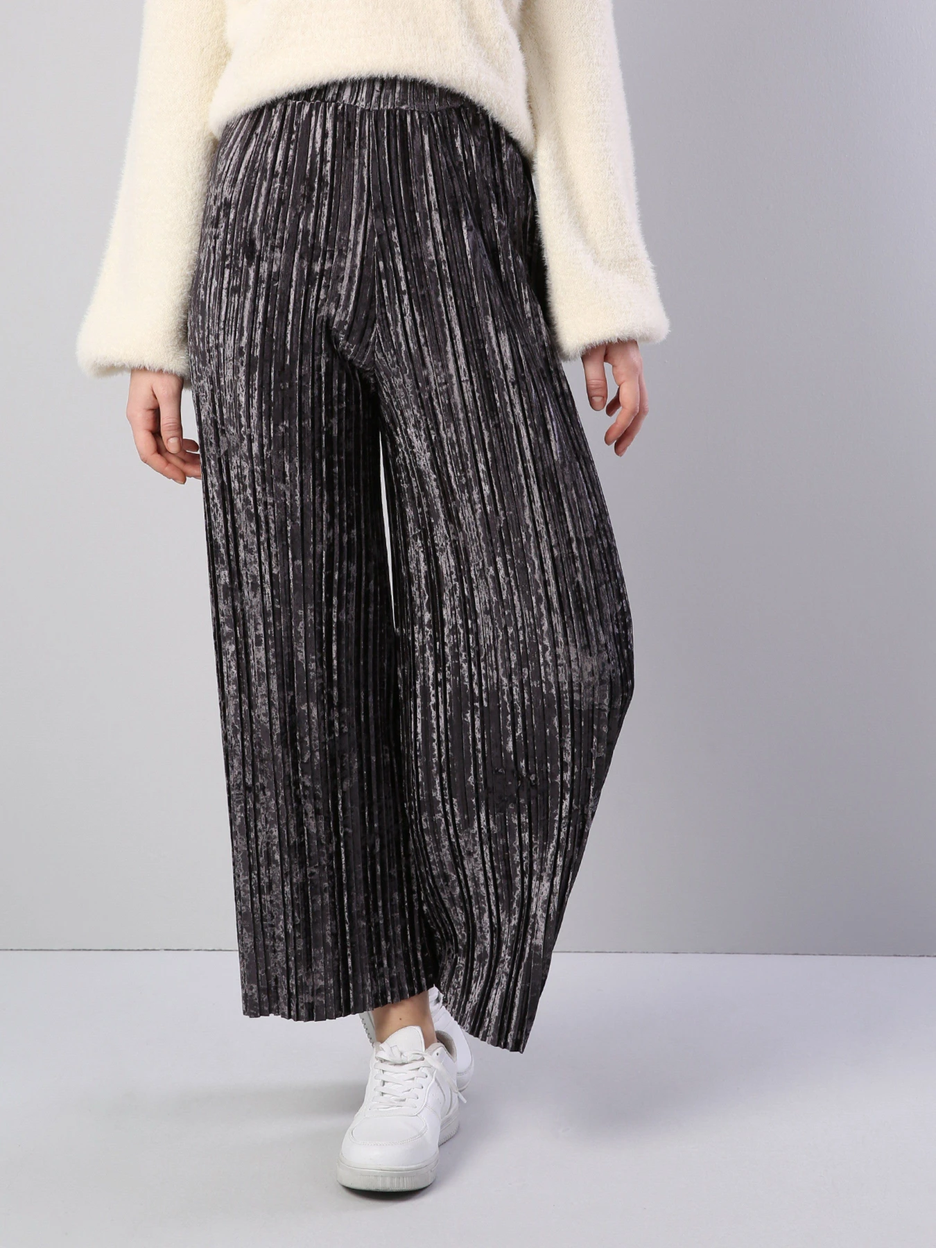 Брюки Colin’s модель CL1041188ANT Фото