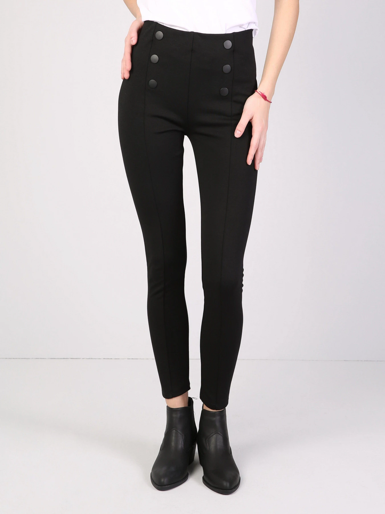 Брюки Colin’s модель CL1041627BLK Брюки Colin’s модель CL1041627BLK Фото