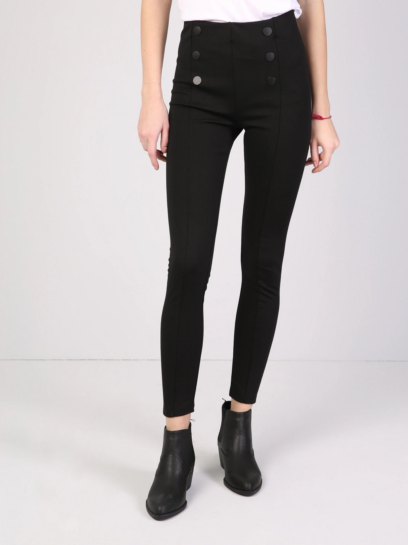 Брюки Colin’s модель CL1041627BLK Брюки Colin’s модель CL1041627BLK Фото