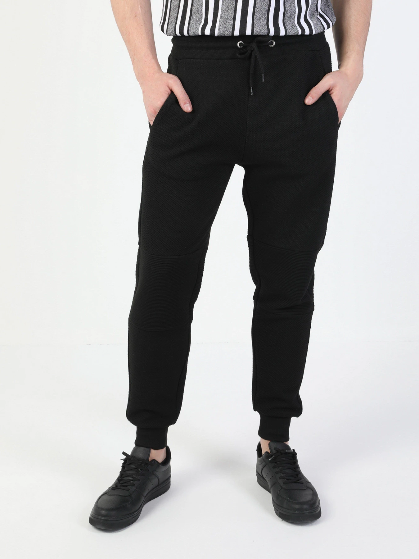 Брюки Colin’s модель CL1046052BLK Брюки Colin’s модель CL1046052BLK Фото