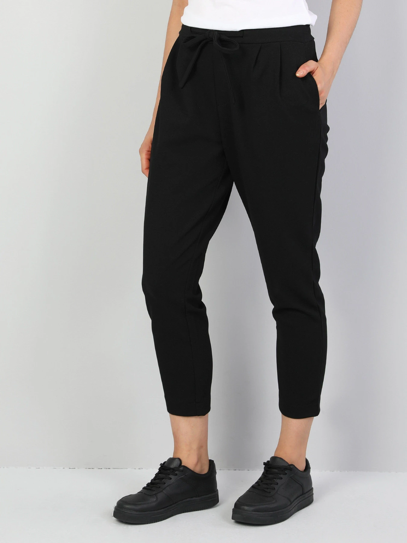 Брюки Colin’s модель CL1047315BLK Брюки Colin’s модель CL1047315BLK Фото