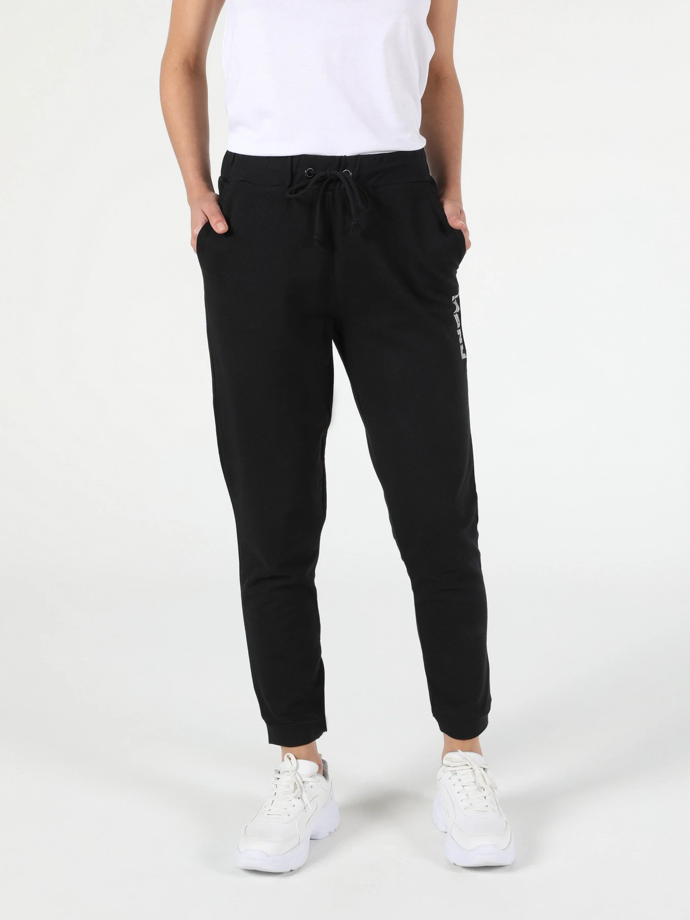 Брюки Colin’s модель CL1053140BLK Фото