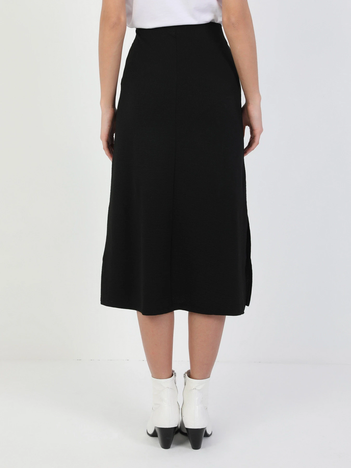 Юбки Colin’s модель CL1048342BLK Юбки Colin’s модель CL1048342BLK Фото