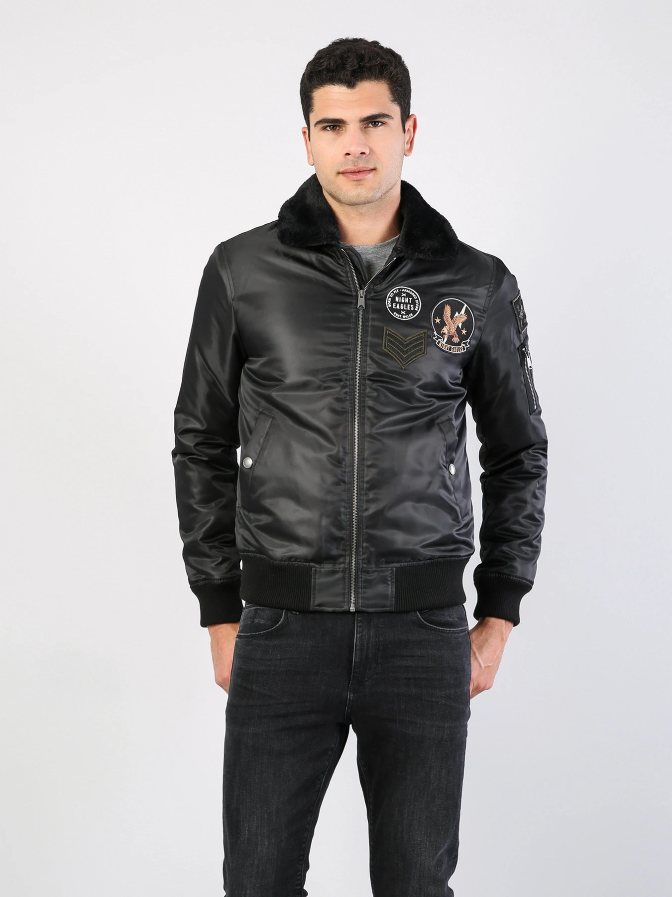 Куртки и дубленки Colin’s модель CL1034800BLK Куртки и дубленки Colin’s модель CL1034800BLK Фото