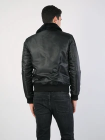 Куртки и дубленки Colin’s модель CL1034800BLK Фото