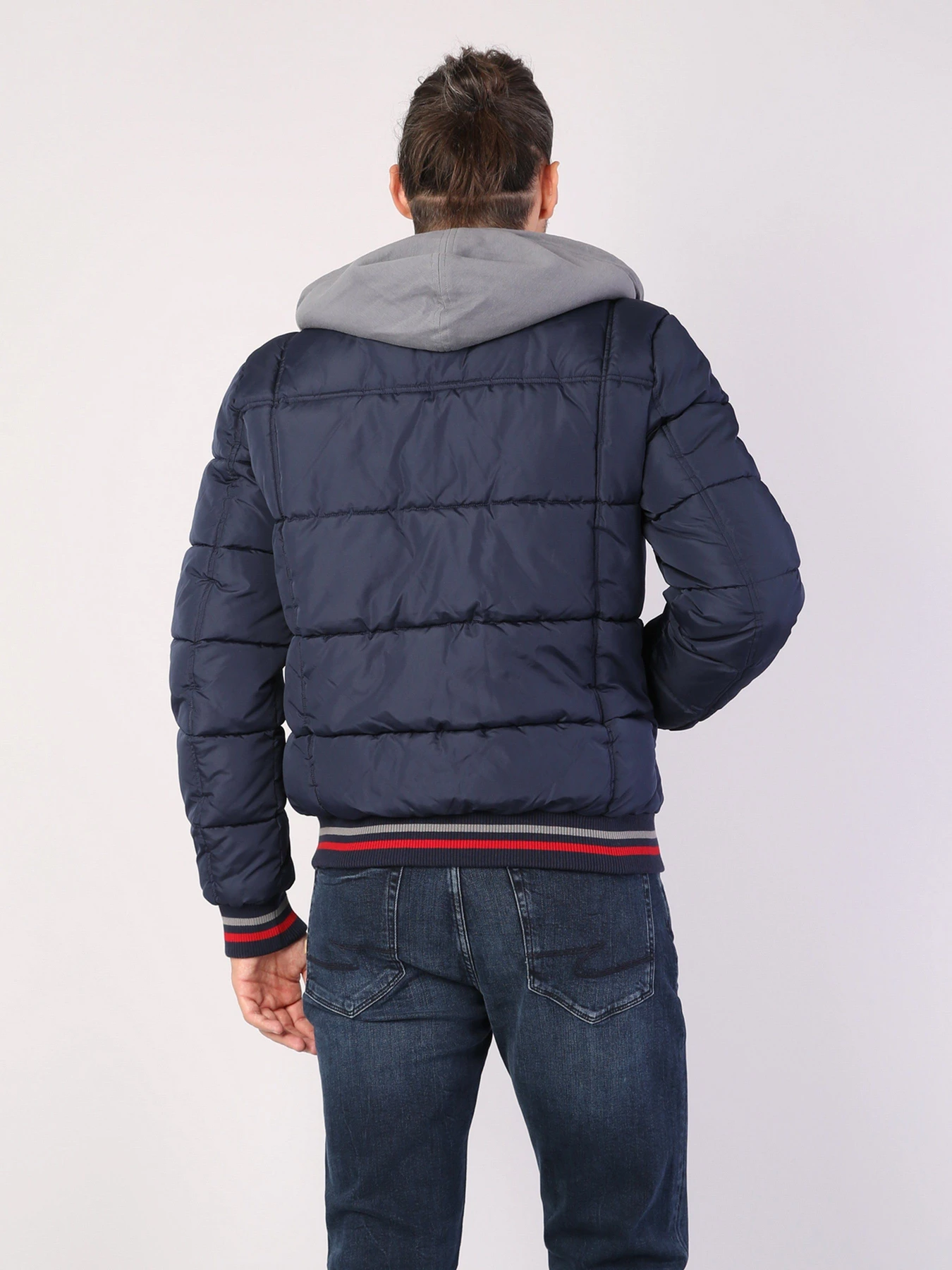 Куртки и дубленки Colin’s модель CL1034840NAV Куртки и дубленки Colin’s модель CL1034840NAV Фото