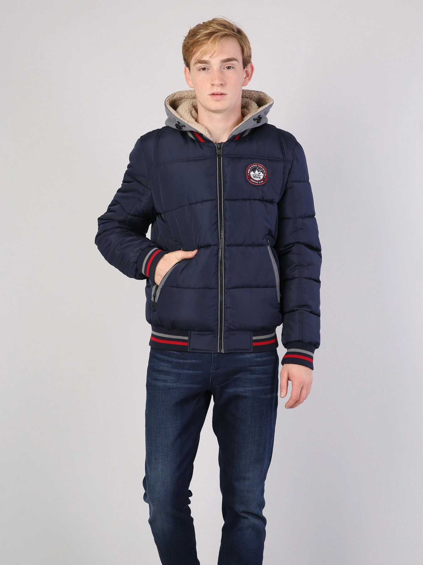 Куртки и дубленки Colin’s модель CL1034840NAV Куртки и дубленки Colin’s модель CL1034840NAV Фото