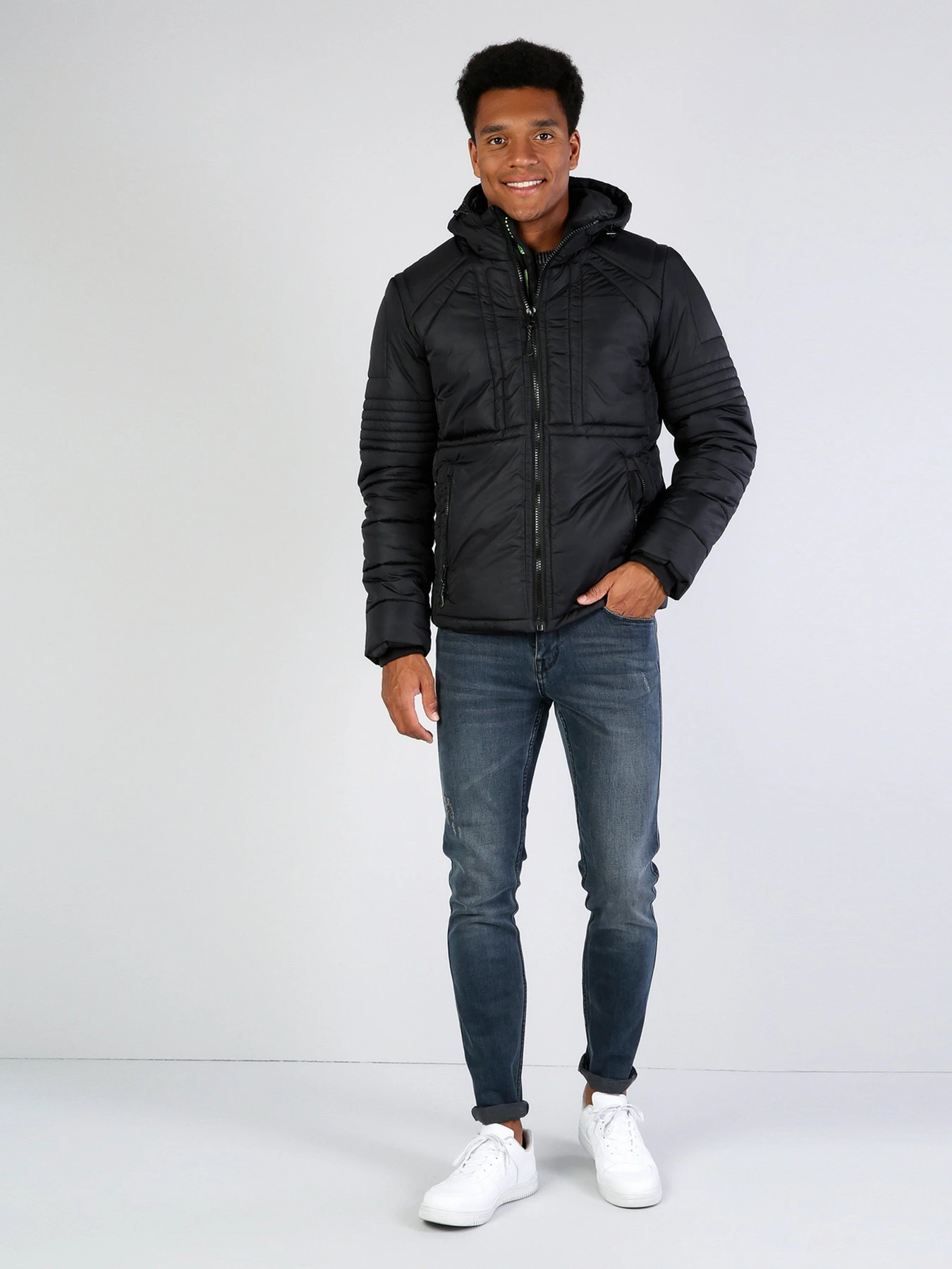 Куртки и дубленки Colin’s модель CL1036050BLK Фото