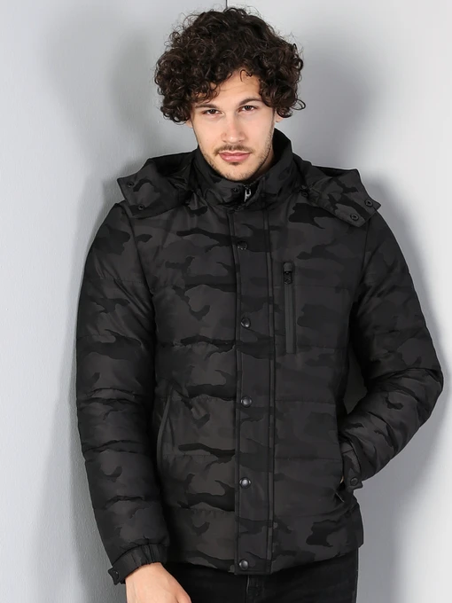 Куртки и дубленки Colin’s модель CL1036081BLK Фото