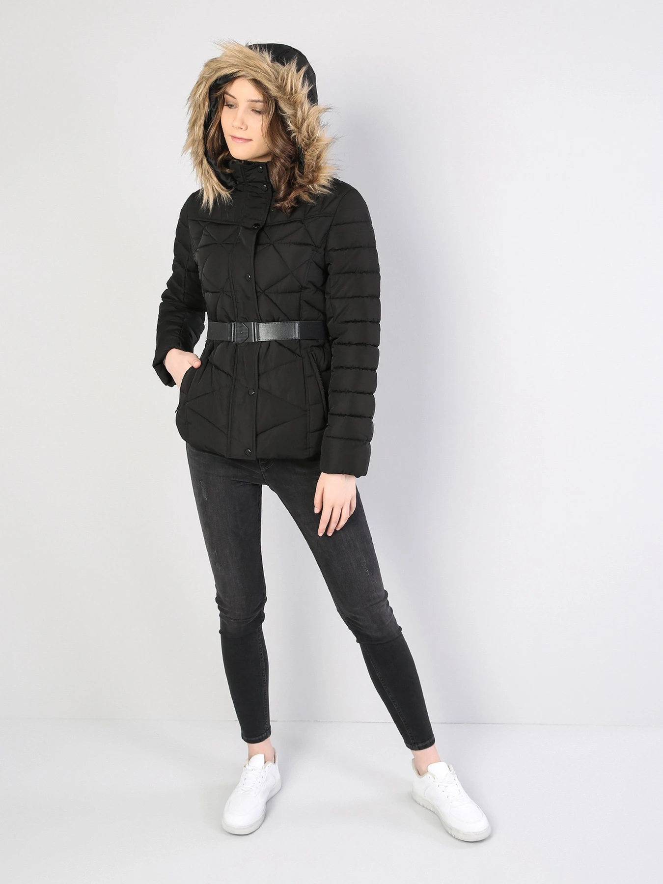 Куртки та дублянки Colin’s модель CL1036114BLK Фото