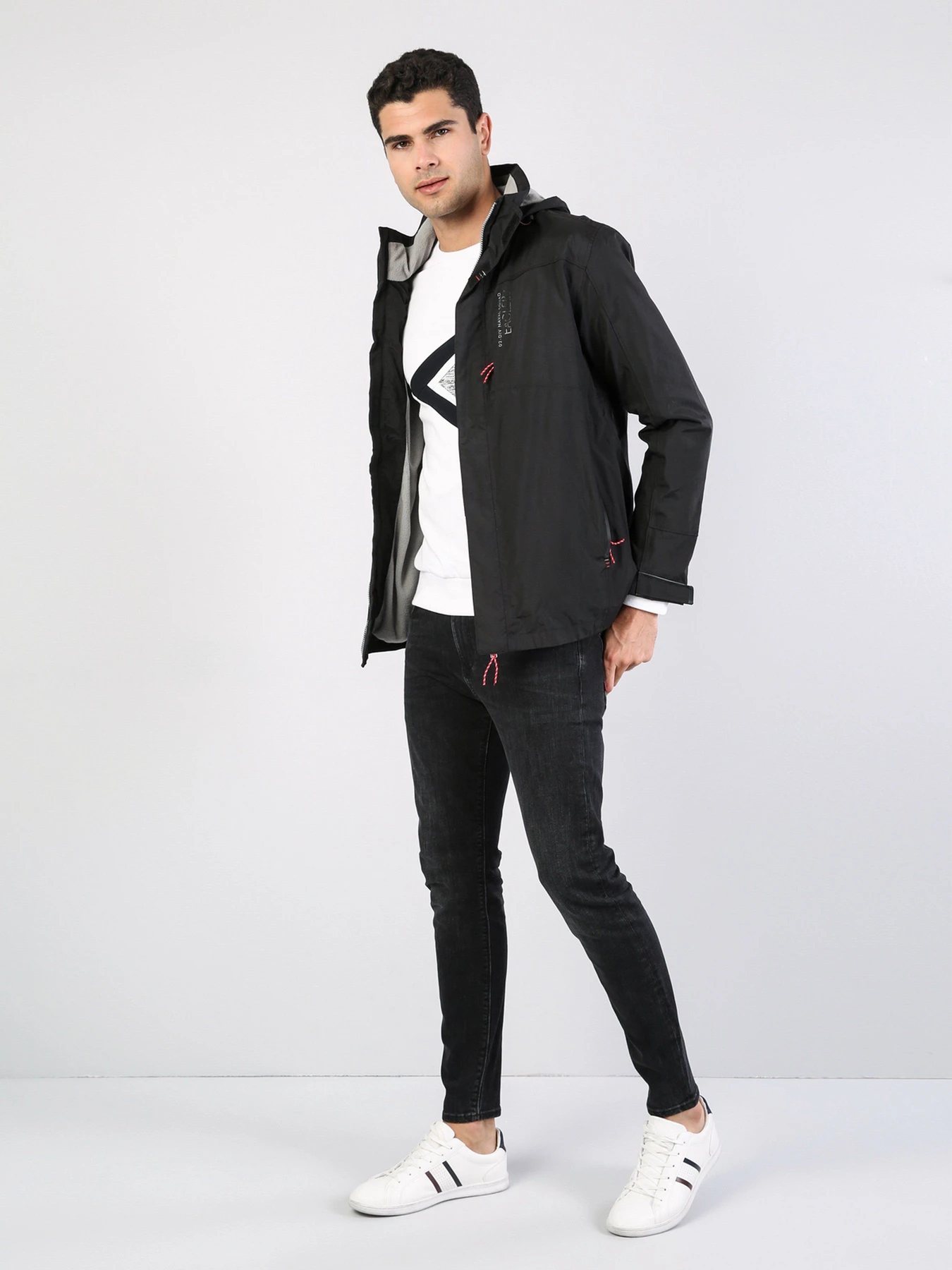Куртки та дублянки Colin’s модель CL1037004BLK Куртки та дублянки Colin’s модель CL1037004BLK Фото