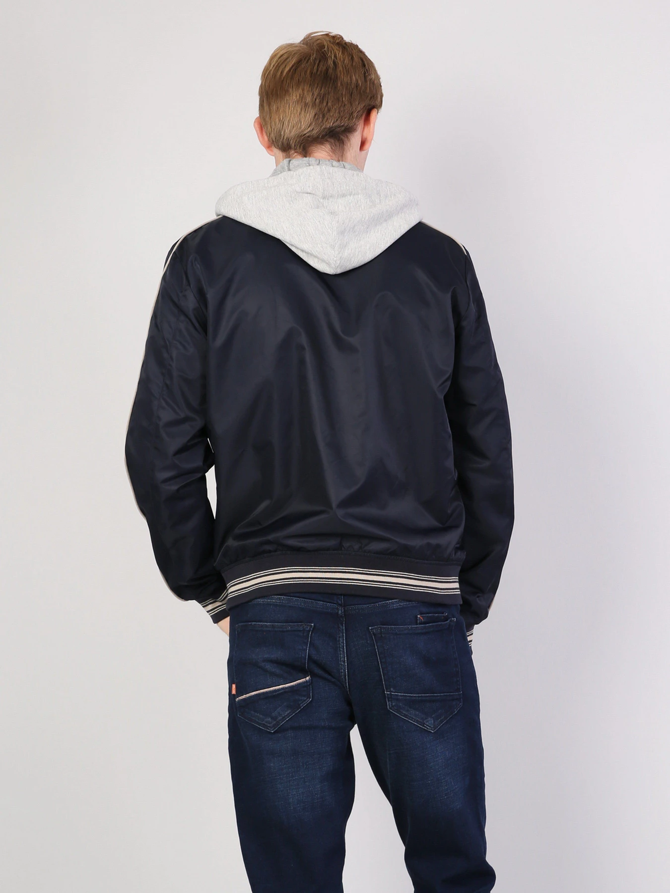 Куртки и дубленки Colin’s модель CL1040626NAV Куртки и дубленки Colin’s модель CL1040626NAV Фото