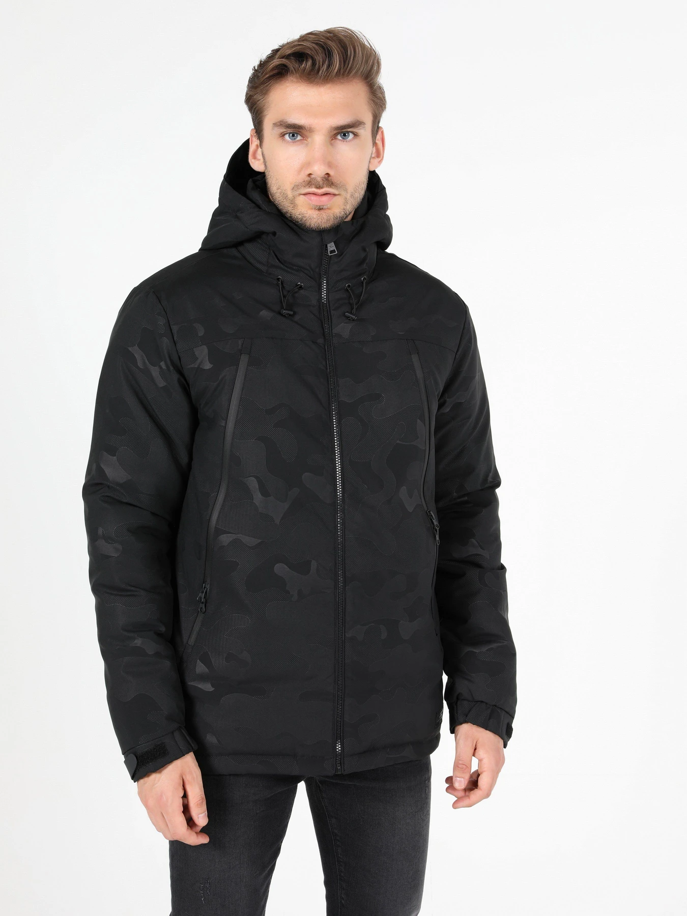 Куртки и дубленки Colin’s модель CL1045264BLK Фото