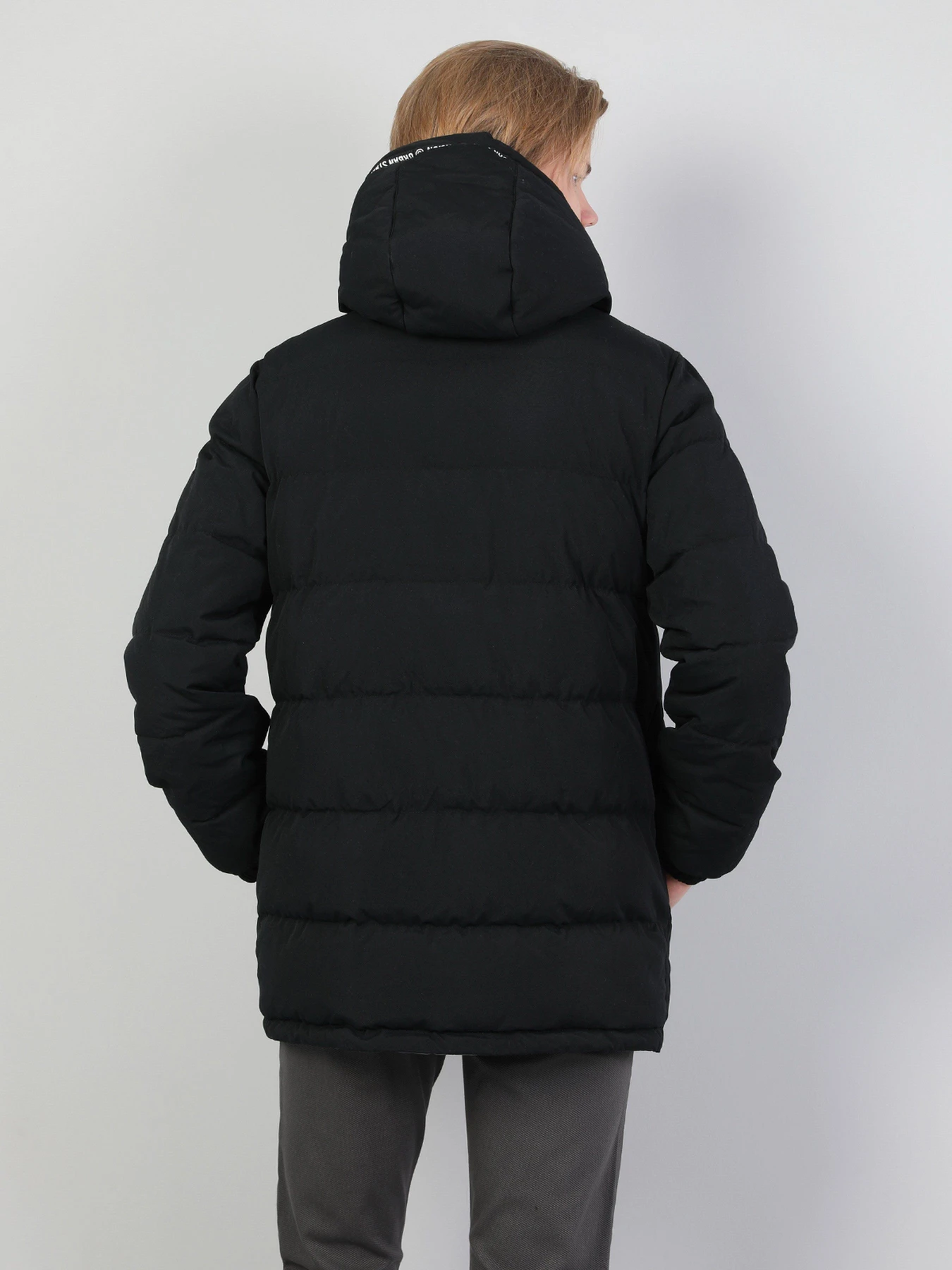 Куртки та дублянки Colin’s модель CL1045265BLK Куртки та дублянки Colin’s модель CL1045265BLK Фото