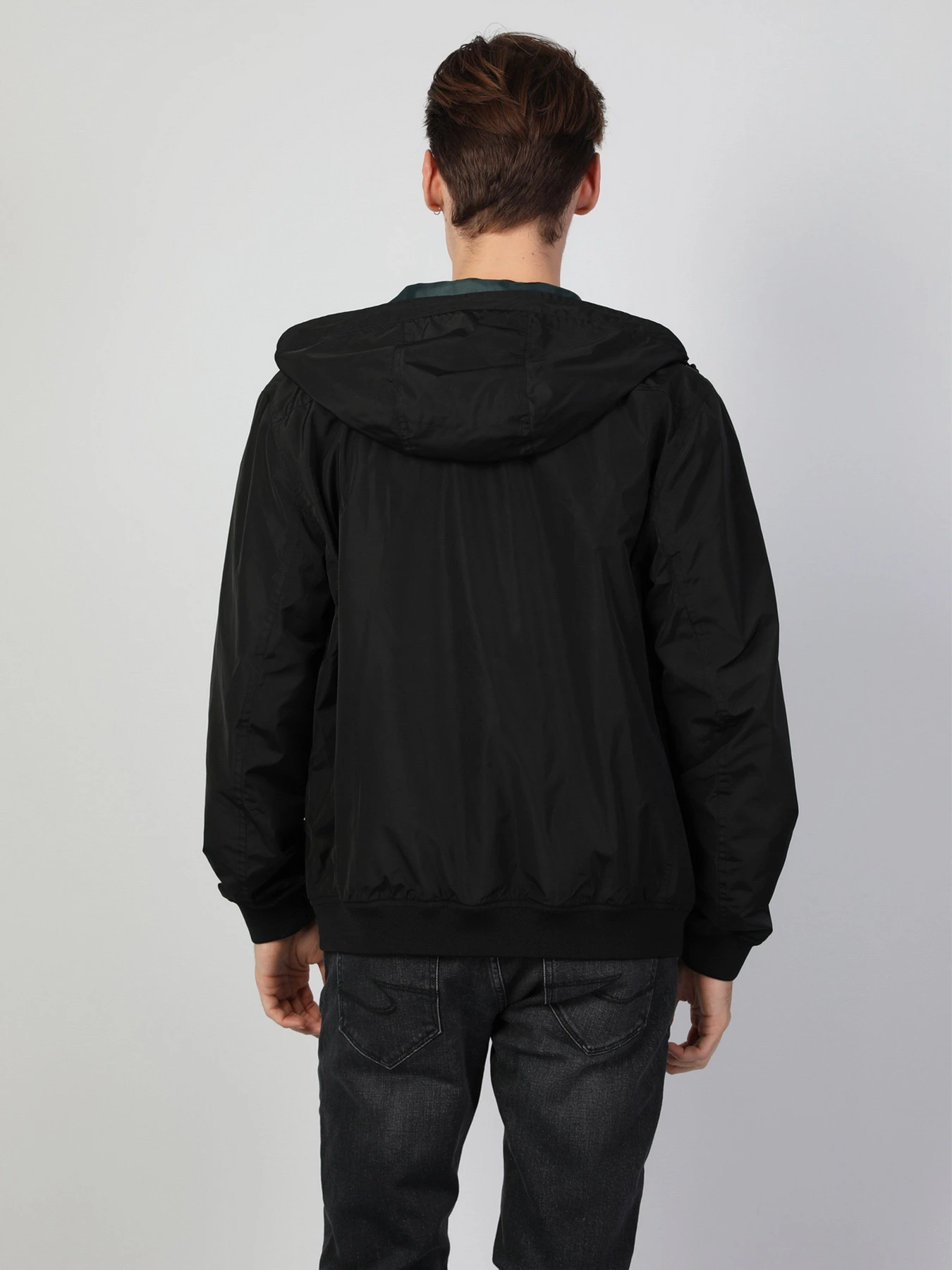 Куртки и дубленки Colin’s модель CL1047914BLK Куртки и дубленки Colin’s модель CL1047914BLK Фото