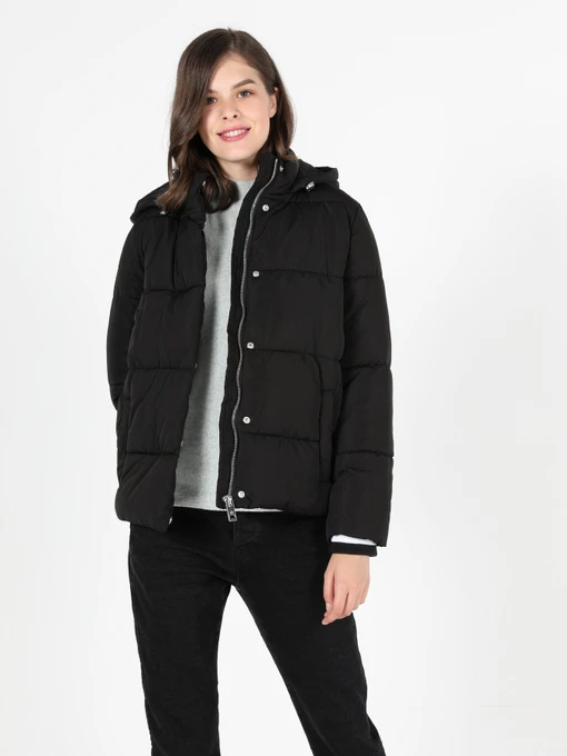 Куртки и дубленки Colin’s модель CL1051050BLK Фото