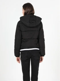Куртки и дубленки Colin’s модель CL1051050BLK Фото