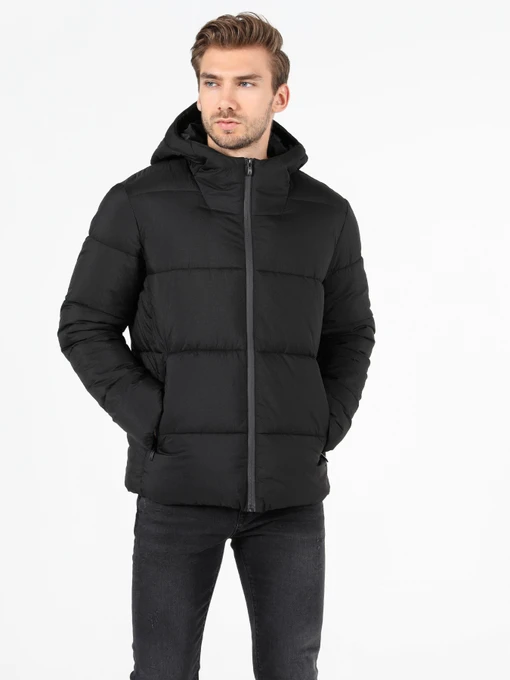 Куртки и дубленки Colin’s модель CL1051259BLK Фото
