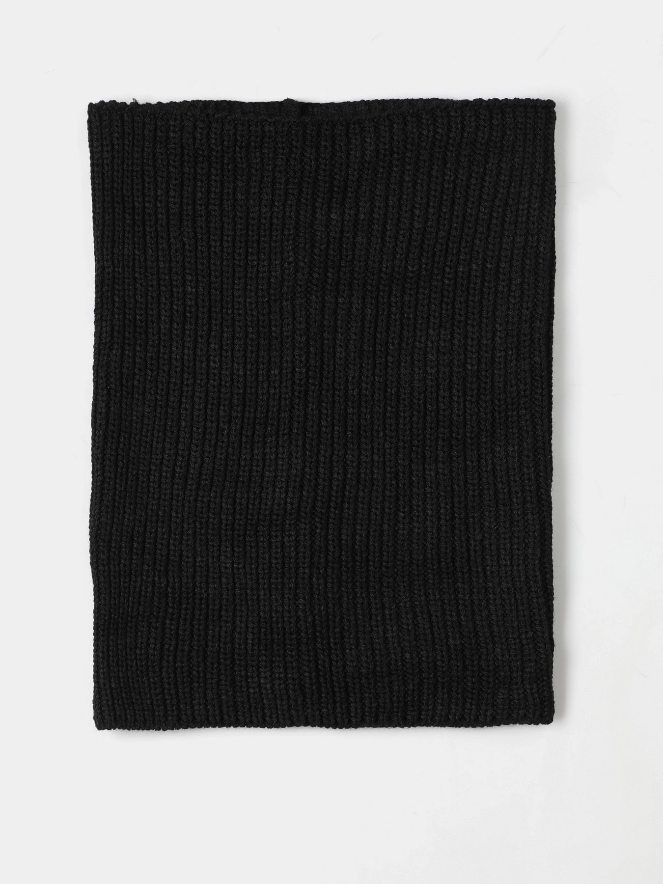 Шарфы и платки Colin’s модель CL1051857BLK Шарфы и платки Colin’s модель CL1051857BLK Фото