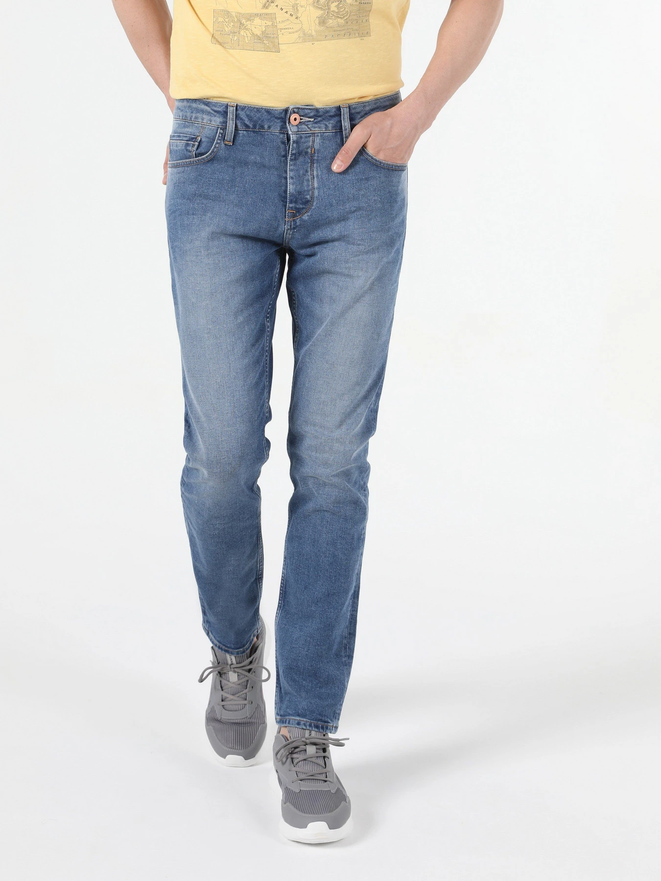Джинсы Colin’s 044 Karl Straight модель CL1052881DN41264 Фото